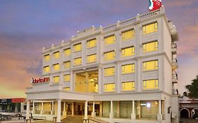 Keshav Clarks Inn Gadag